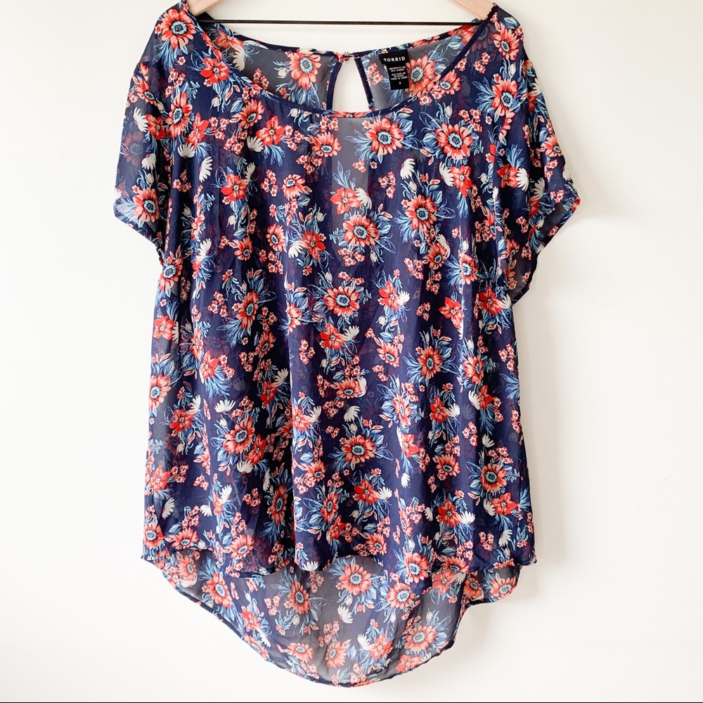 Torrid Floral Chiffon Drape Back Top - Picture 4 of 10